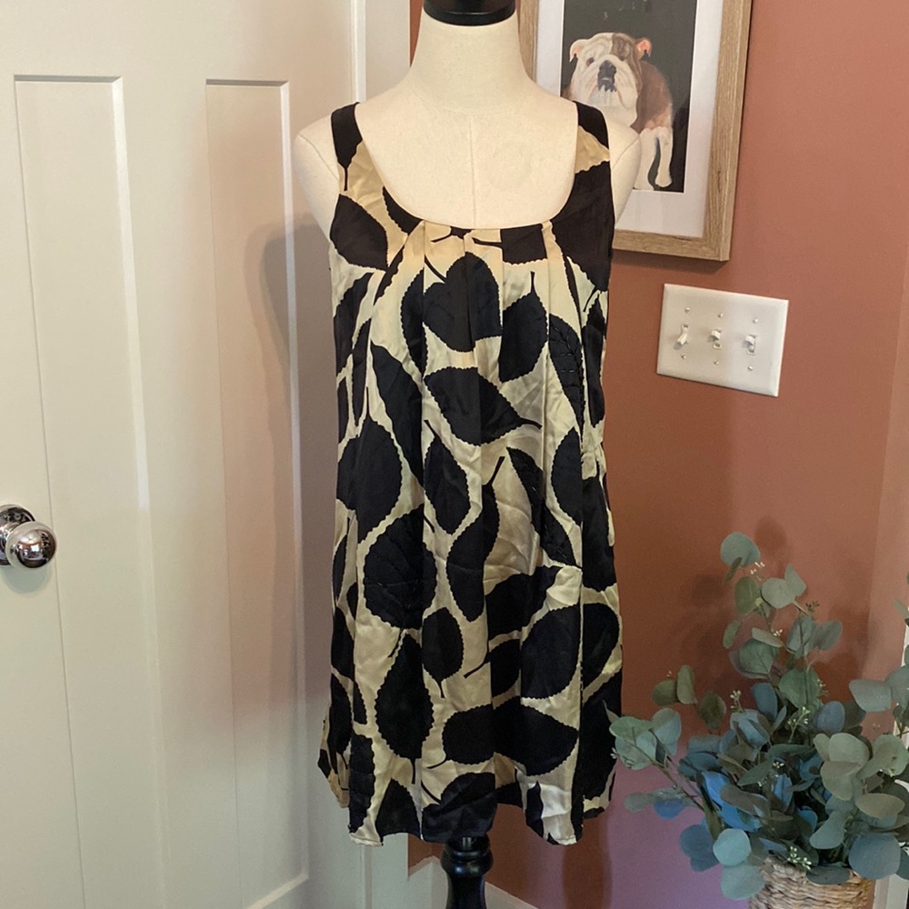 Whitley 100% silk cream & black floral beaded lined mini sleeveless XS dress